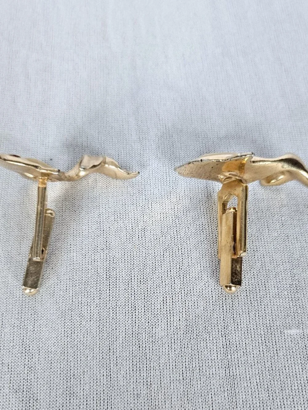 Vintage Fish Cufflinks | Gold Tone | Mother of Pearl Inlay | Rhinestone Eyes